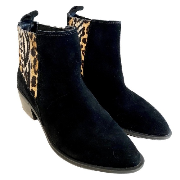 CROWN VINTAGE Black Suede Ankle Boots Animal Print on Side Shaft 2” Heel Size 8 - Picture 1 of 12